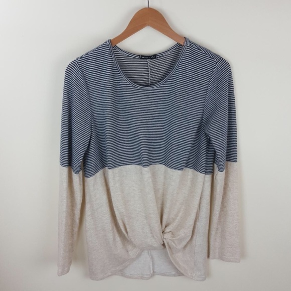 Tops - Front knot striped top